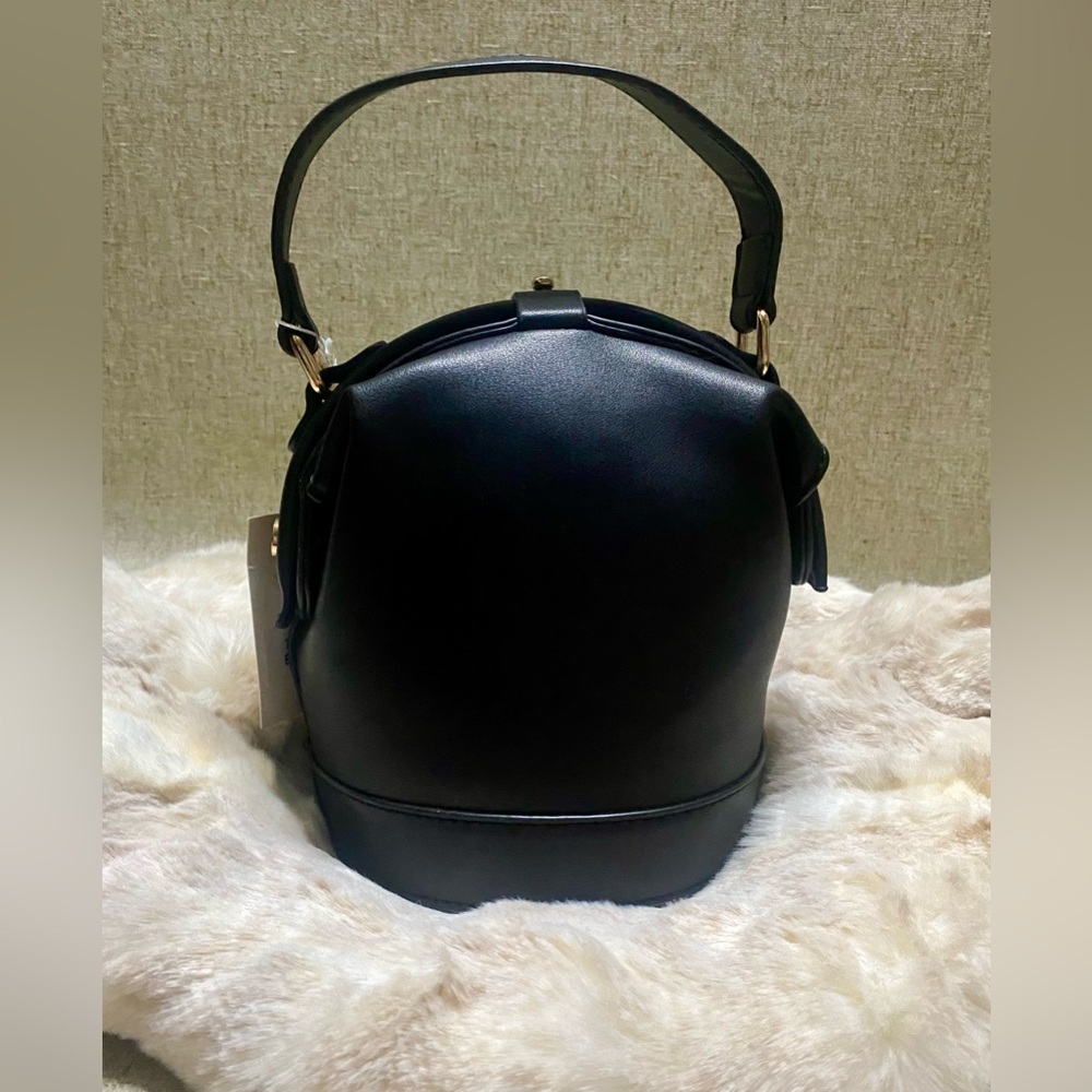 Elegant Black Women's Handbag